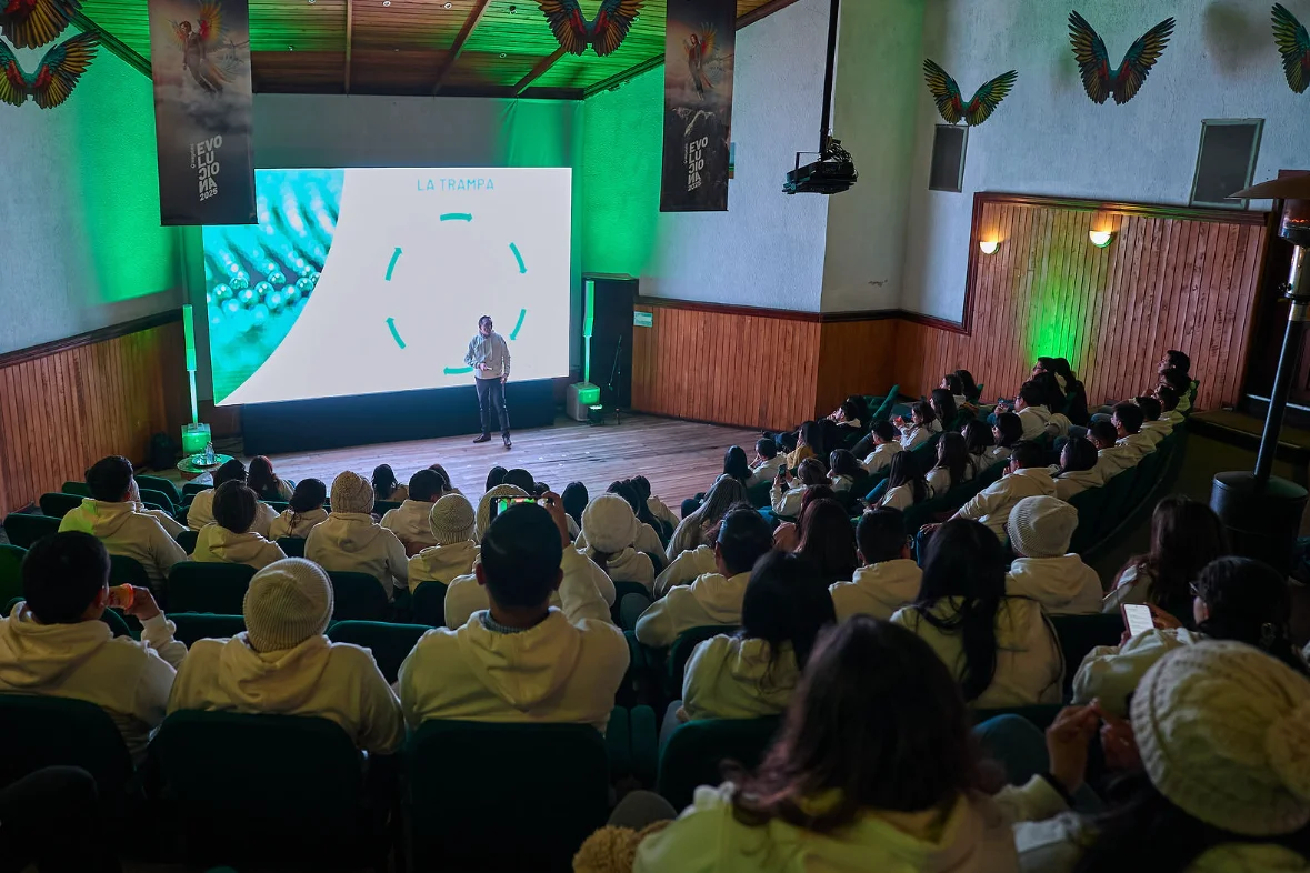 Convenciones empresariales realizados por McFly Eventos